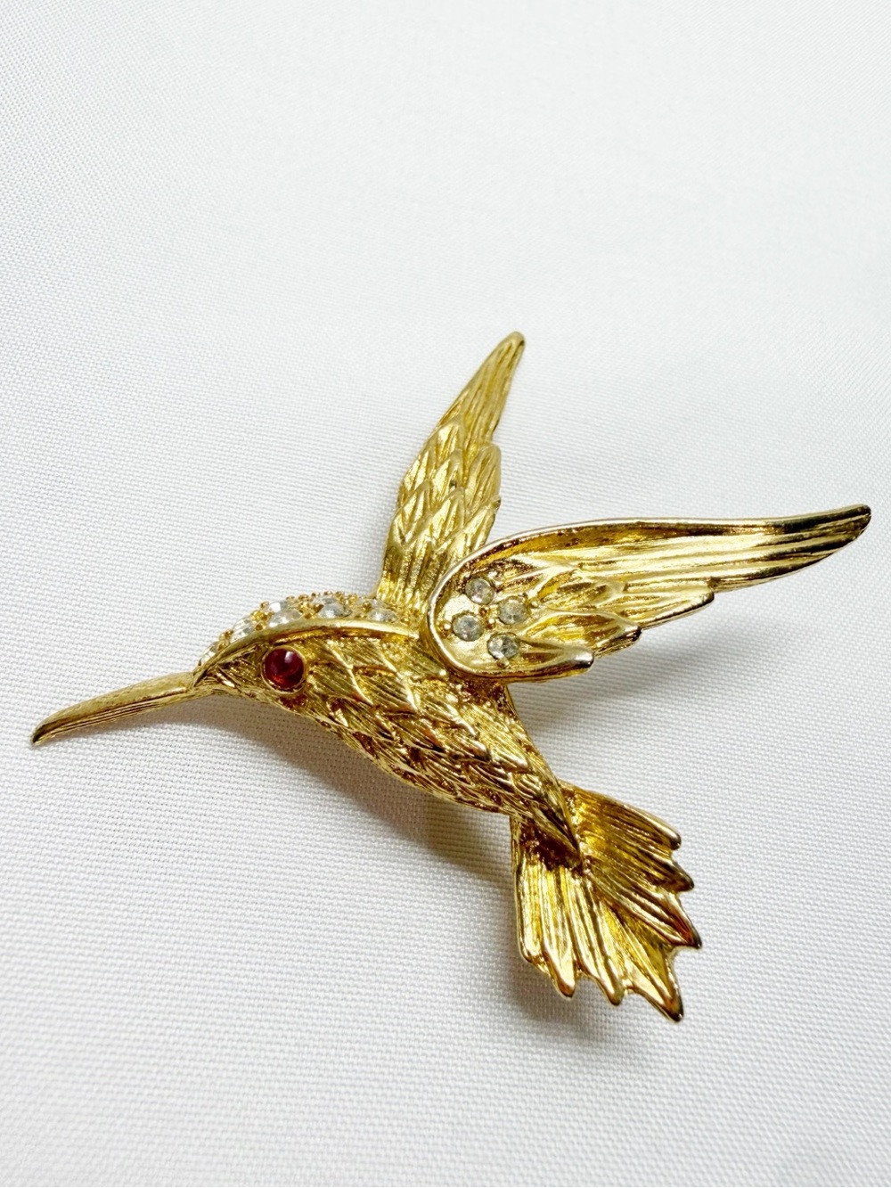 Vintage Gold Tone Rhinestone Hummingbird Brooch